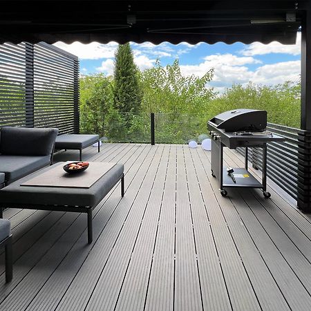 Pergola House In A Green Oasis With Fantastic View Apartman Pétervárad Kültér fotó